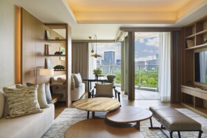 Palace-Hotel-Tokyo-Premier-Suite-I-xZZEEZ.jpg